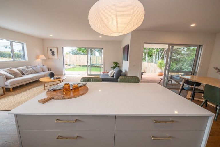 Photo of property in 1 Lori Lane, Coopers Beach, 0420