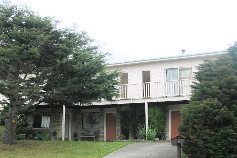 Photo of property in 52 Teoti Street, Paraparaumu Beach, Paraparaumu, 5032
