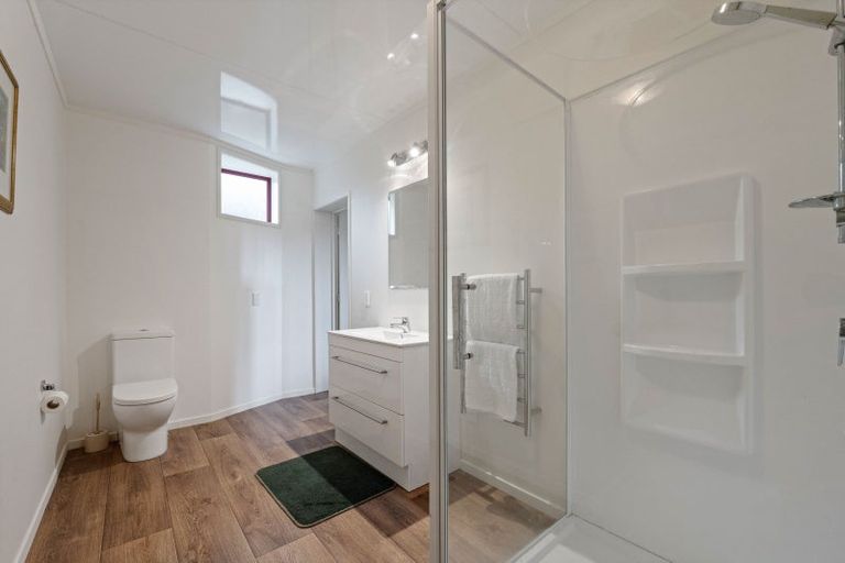 Photo of property in 21 Fillis Street, New Plymouth, 4310