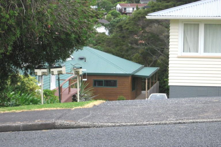 Photo of property in 2/23 Stanley Road, Glenfield, Auckland, 0629