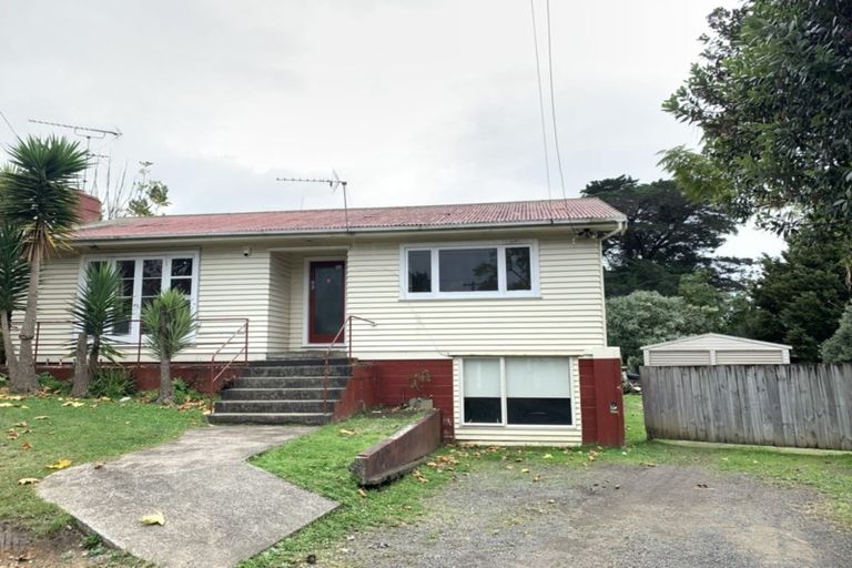 Photo of property in 37 Christmas Road, Manurewa, Auckland, 2102