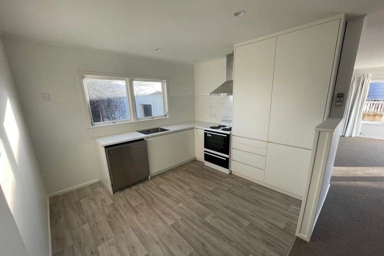 Photo of property in 125a Rosario Crescent, Red Beach, 0932