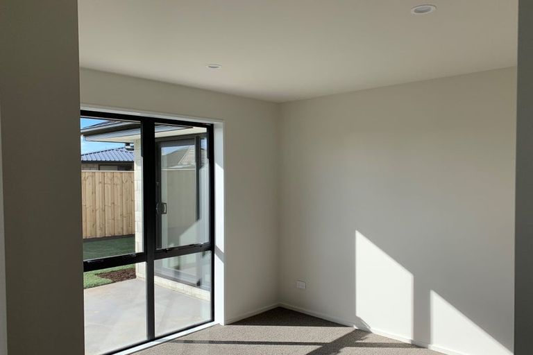 Photo of property in 7 Marcoola Drive, Rolleston, 7614