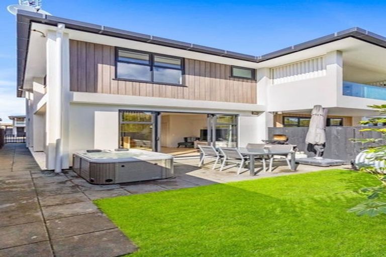 Photo of property in 392a Hibiscus Coast Highway, Orewa, 0931