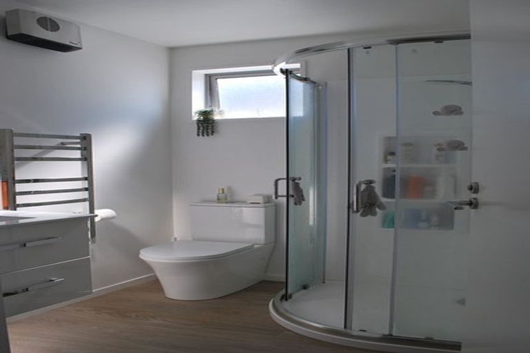 Photo of property in 4/108 Edgeware Road, St Albans, Christchurch, 8014