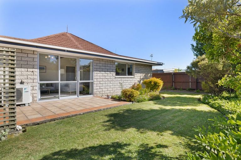 Photo of property in 2/99 Saint Martins Road, Saint Martins, Christchurch, 8022