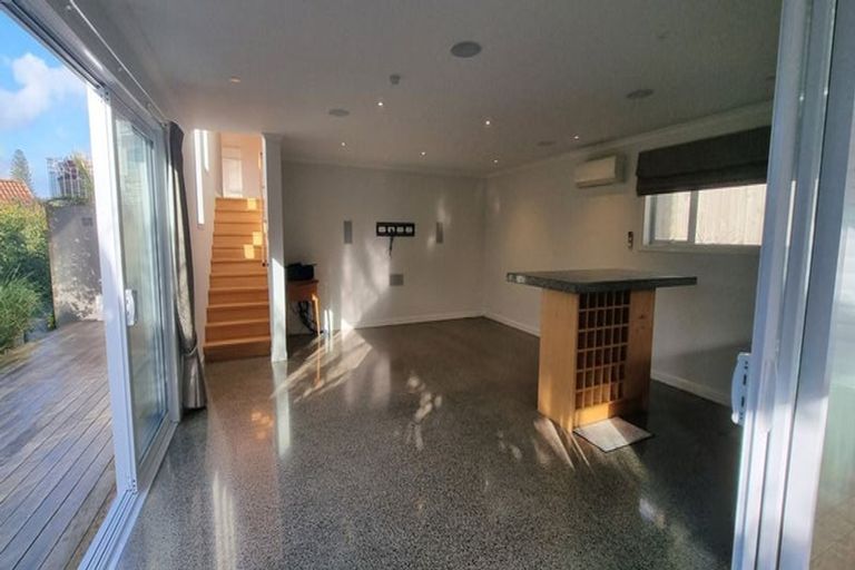 Photo of property in 17 Bevyn Street, Castor Bay, Auckland, 0620