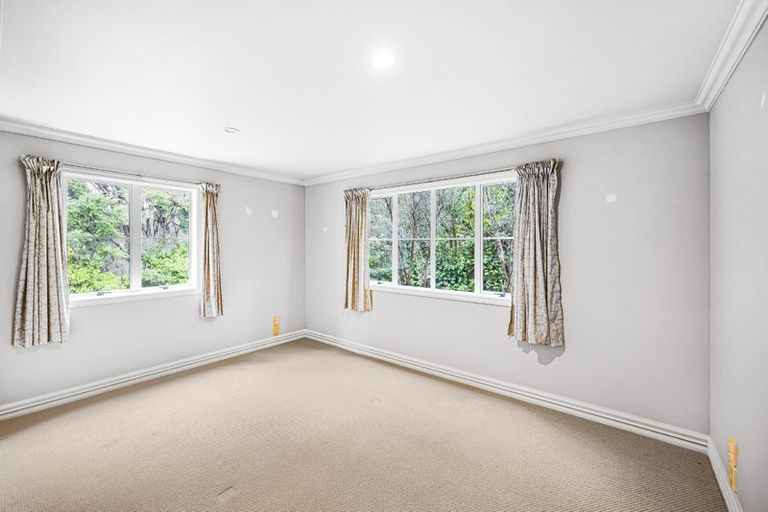 Photo of property in 233 Paremoremo Road, Lucas Heights, Auckland, 0632