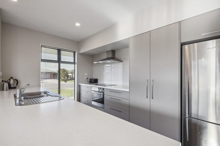 Photo of property in 5 Wisteria Lane, Rangiora, 7400