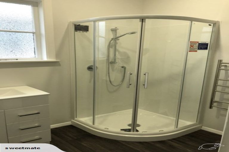 Photo of property in 33 Hindmarsh Street, Johnsonville, Wellington, 6037