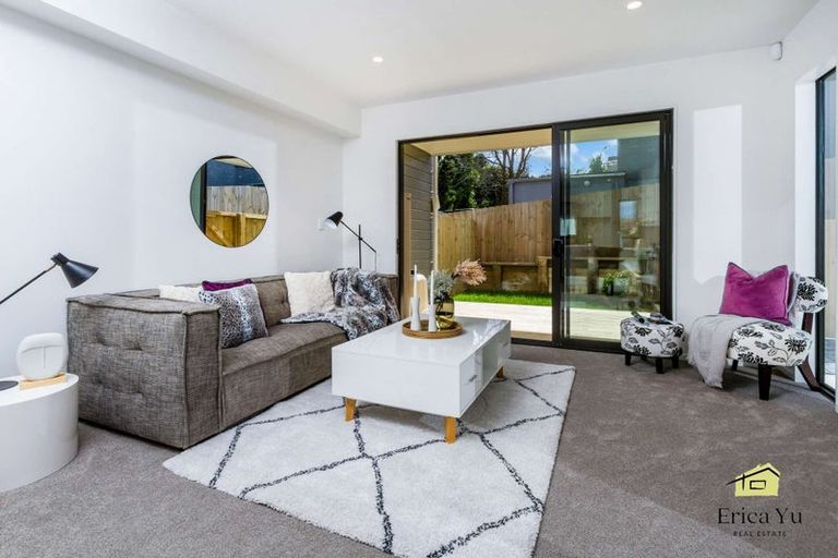 Photo of property in 55a Redwood Drive, Massey, Auckland, 0614