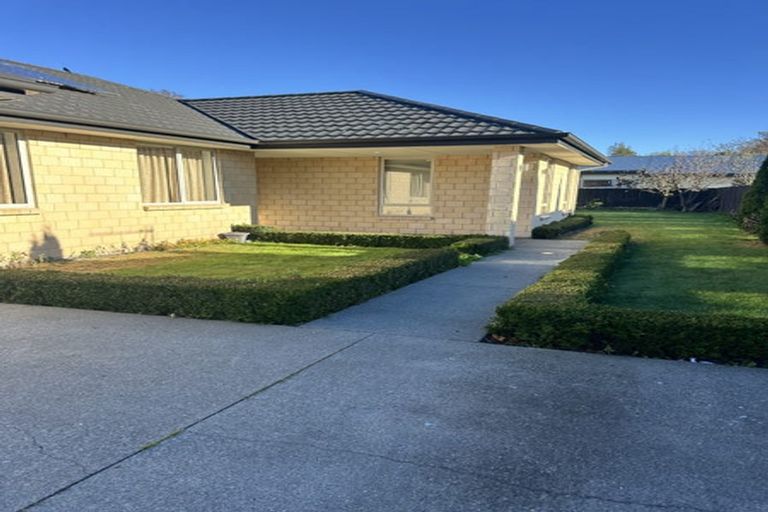 Photo of property in 16 Malachy Grove, Aidanfield, Christchurch, 8025