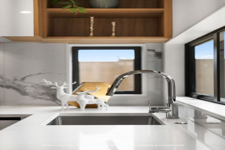 Photo of property in 315b Bucklands Beach Road, Bucklands Beach, Auckland, 2012