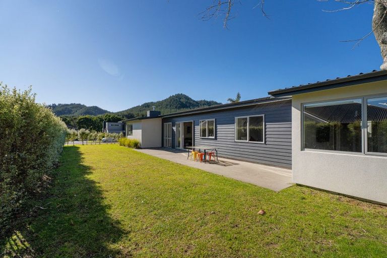 Photo of property in 35 Saint Andrews Drive, Pauanui, Hikuai, 3579