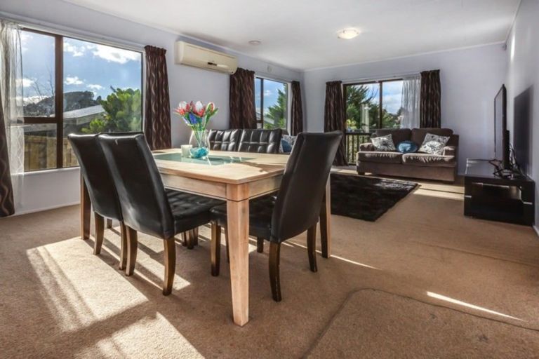 Photo of property in 71 Omapere Street, Whitby, Porirua, 5024