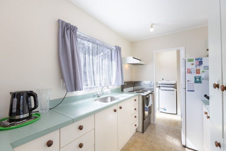 Photo of property in 15b Jeffares Place, Taradale, Napier, 4112