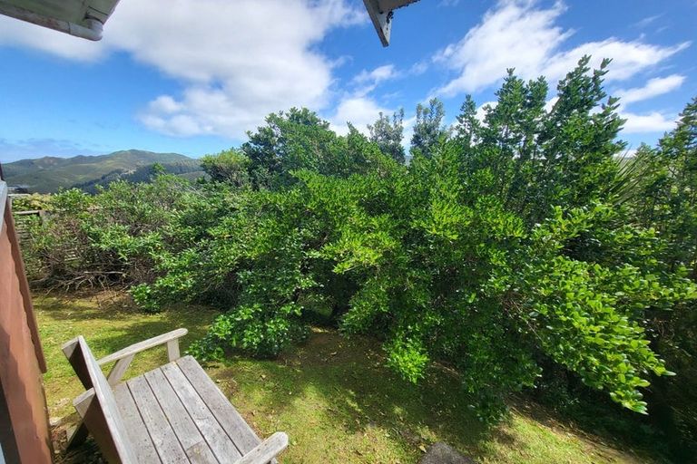 Photo of property in 19 Baffin Grove, Kingston, Wellington, 6021