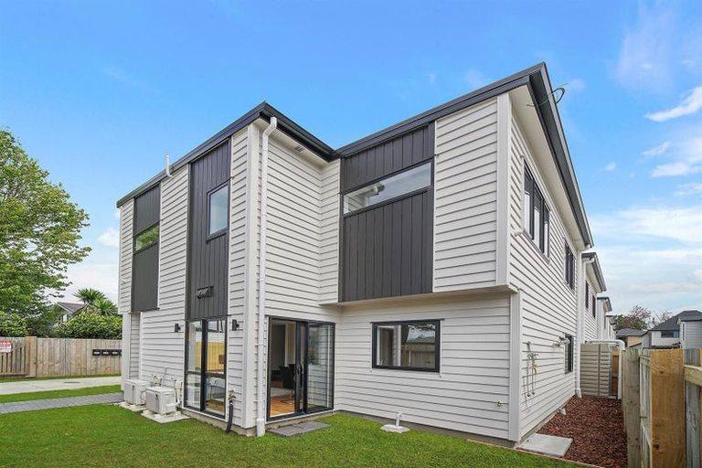 Photo of property in 69a Kimpton Road, Papatoetoe, Auckland, 2025