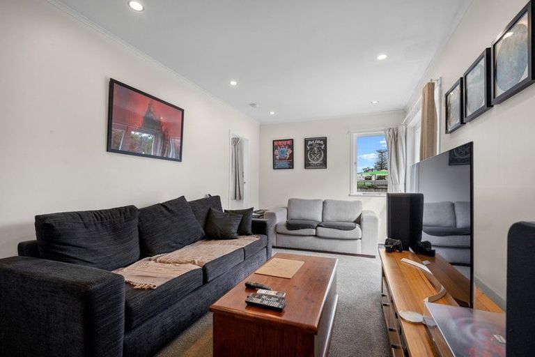 Photo of property in 92a Nelson Street, Howick, Auckland, 2014