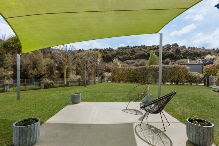 Photo of property in 17 Hunt Place, Albert Town, Wanaka, 9305