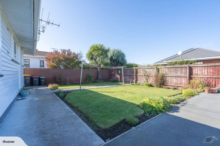 Photo of property in 15 Gainsborough Street, Hoon Hay, Christchurch, 8025