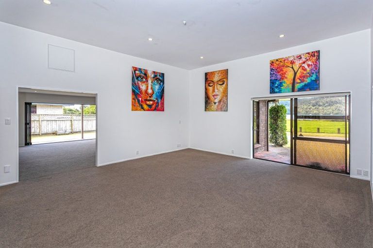 Photo of property in 126 Patiki Place, Whangamata, 3620