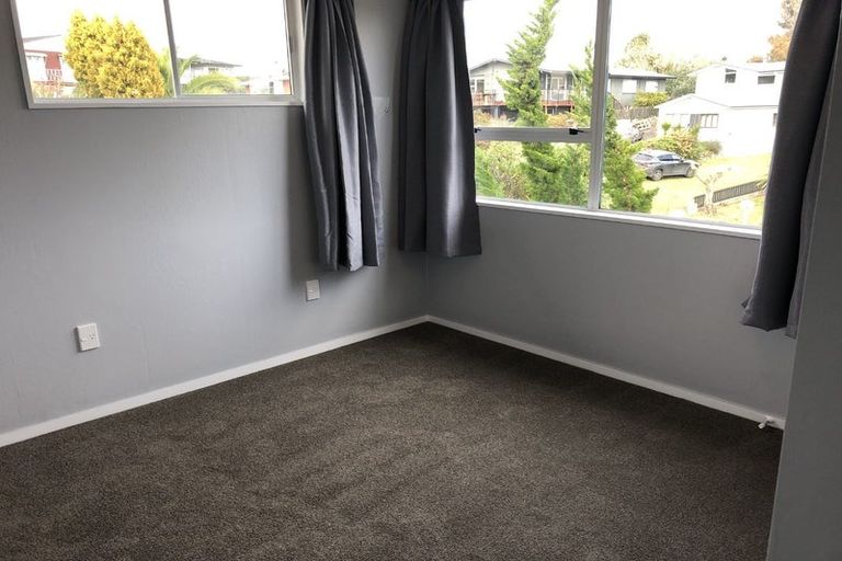 Photo of property in 40 Tremaine Avenue, Two Mile Bay, Taupo, 3330