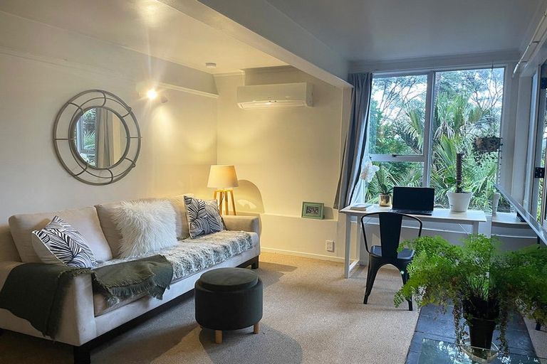 Photo of property in 53 Tainui Road, Titirangi, Auckland, 0604