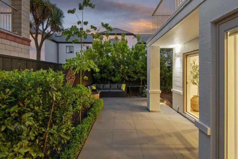 Photo of property in 16a Mona Vale Avenue, Riccarton, Christchurch, 8011