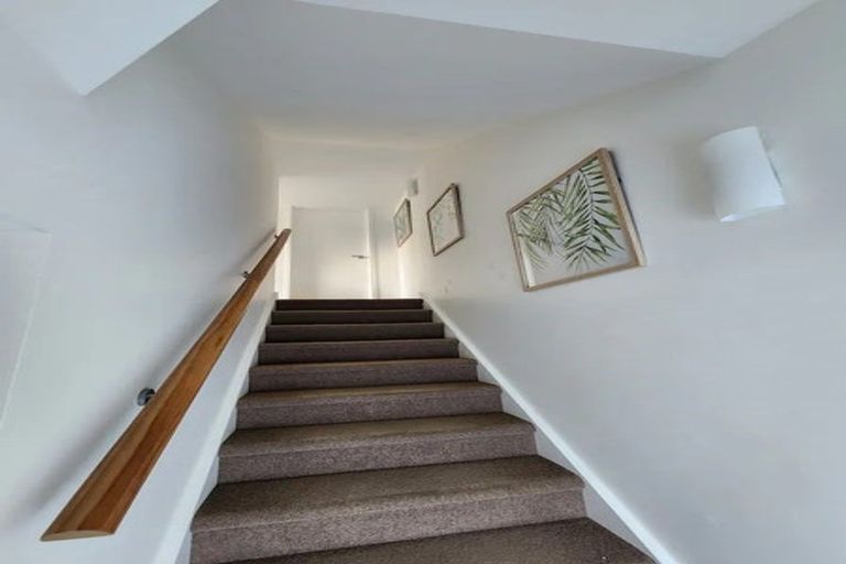 Photo of property in 306 Ocean Road, Whangamata, 3620