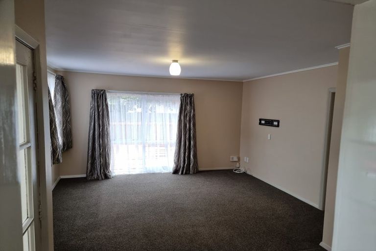 Photo of property in 15f3-a Lane Street, Wallaceville, Upper Hutt, 5018