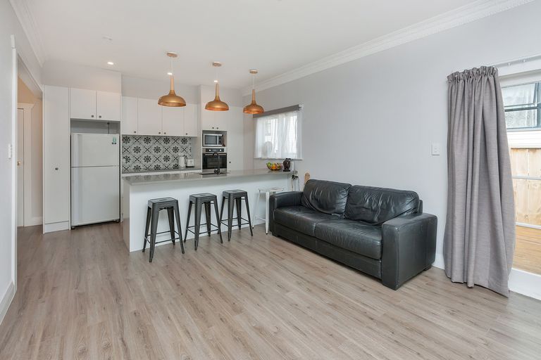 Photo of property in 23 Brandon Road, Glen Eden, Auckland, 0602