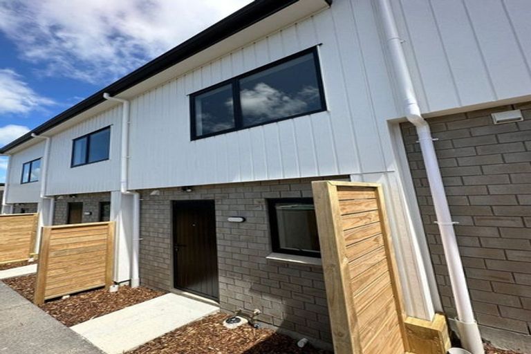 Photo of property in 7/16 Russell Road, Manurewa, Auckland, 2102