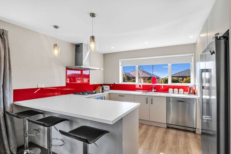 Photo of property in 37 Waituna Street, Pegasus, 7612