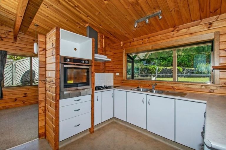 Photo of property in 16 Magnolia Avenue, Te Kamo, Whangarei, 0112