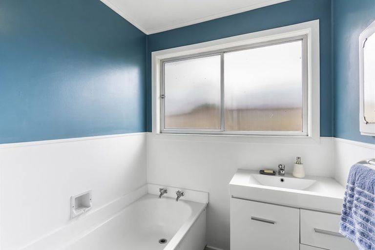 Photo of property in 1/15 Henwood Road, Mangere East, Auckland, 2024