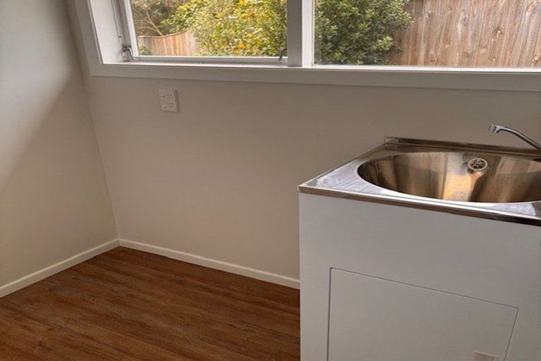 Photo of property in 18 Greenwood Place, Paraparaumu, 5032