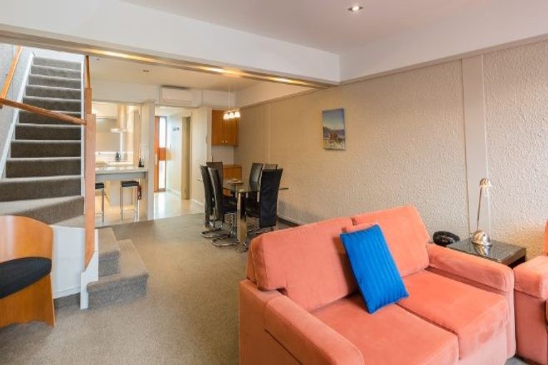 Photo of property in 54 Golf Road, Mount Maunganui, 3116