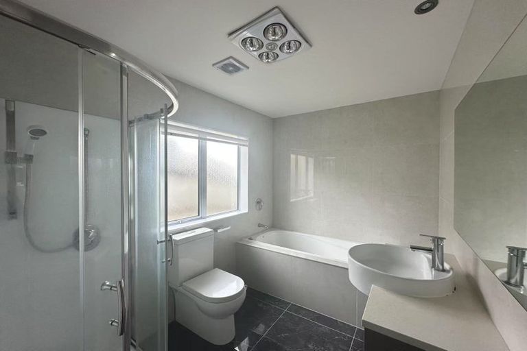 Photo of property in 10 Jezero Drive, Massey, Auckland, 0614