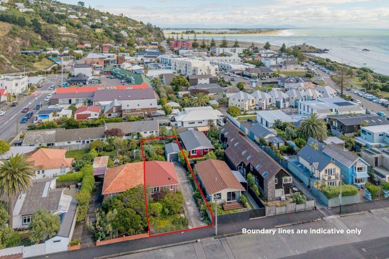 Photo of property in 10 Stoke Street, Sumner, Christchurch, 8081