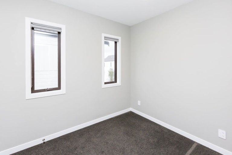 Photo of property in 31 Ron Deal Way, Epuni, Lower Hutt, 5011