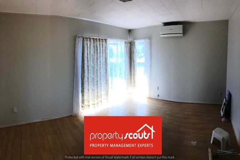 Photo of property in 3 Medina Place, Half Moon Bay, Auckland, 2012