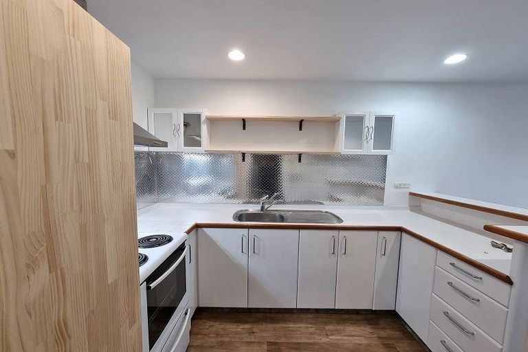 Photo of property in Goldridge Apartments, 21/43 Goldridge Way, Queenstown, 9300