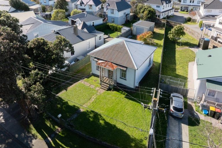 Photo of property in 34 Randwick Crescent, Moera, Lower Hutt, 5010