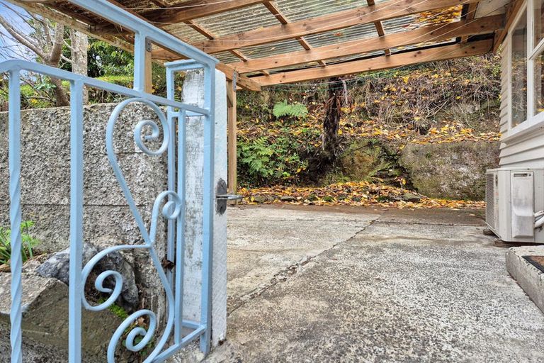 Photo of property in 50 Randwick Road, Northland, Wellington, 6012