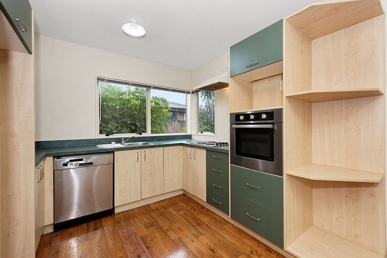 Photo of property in 28 Maitland Street, Frankton, Hamilton, 3204