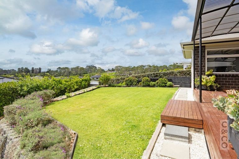 Photo of property in 96 Pohutukawa Parade, Riverhead, 0820