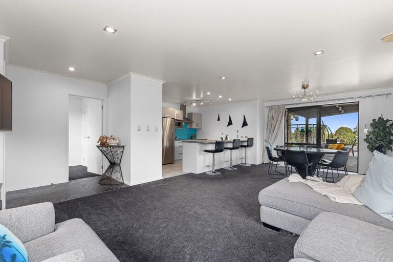 Photo of property in 16 North Crest Drive, Onerahi, Whangarei, 0110