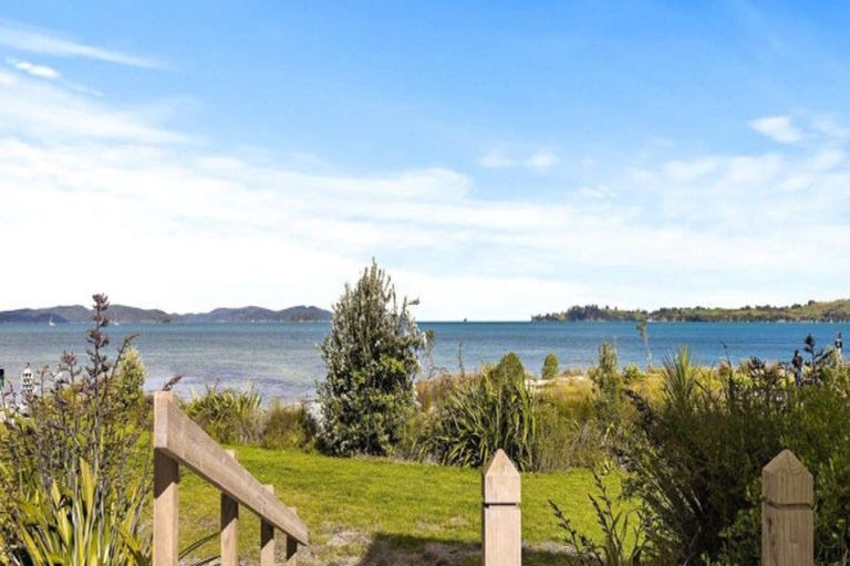 Photo of property in 14 Boathouse Bay Lane, Snells Beach, 0920