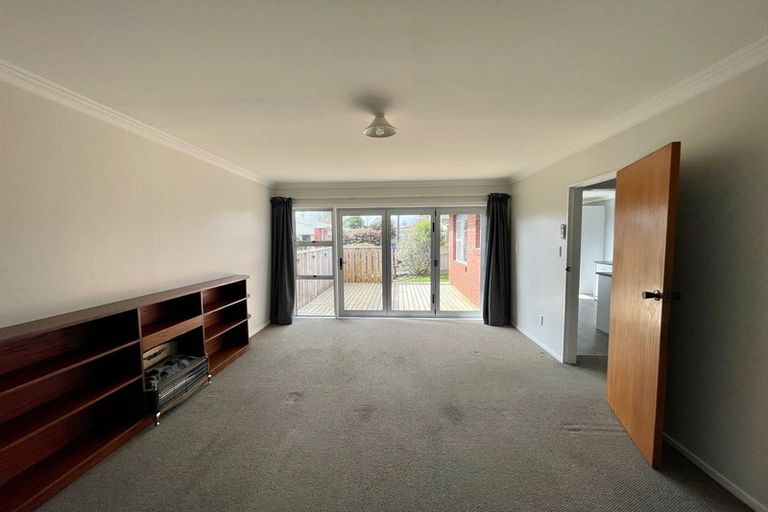 Photo of property in 1 Puriri Place, Levin, 5510